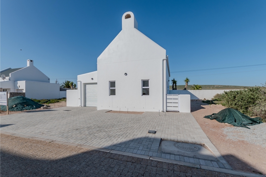 2 Bedroom Property for Sale in Lampiesbaai Western Cape